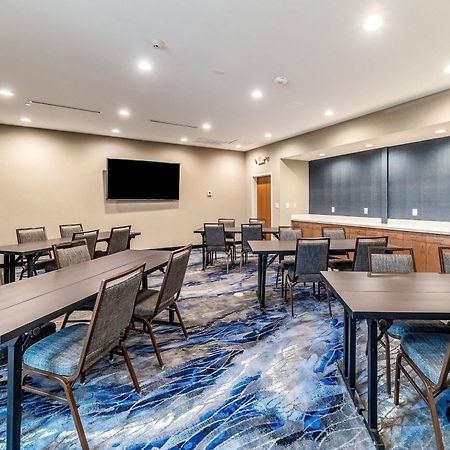 Fairfield Inn & Suites By Marriott Gainesville I-35 Экстерьер фото